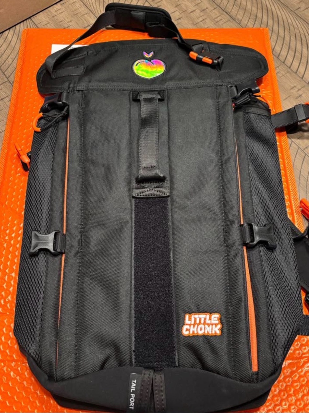 Little Chonk Maxine 1 - Like New Medium Dog Carrier Backpack